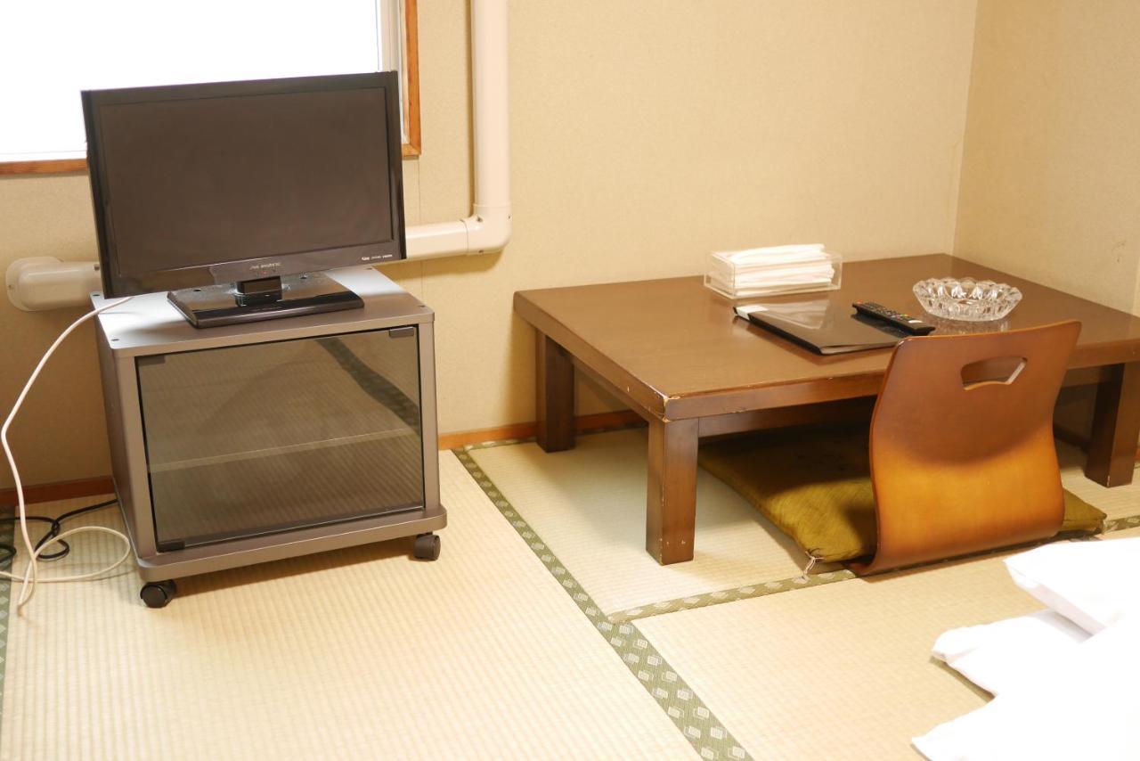 Hiroshima Peace Hotel Exteriör bild
